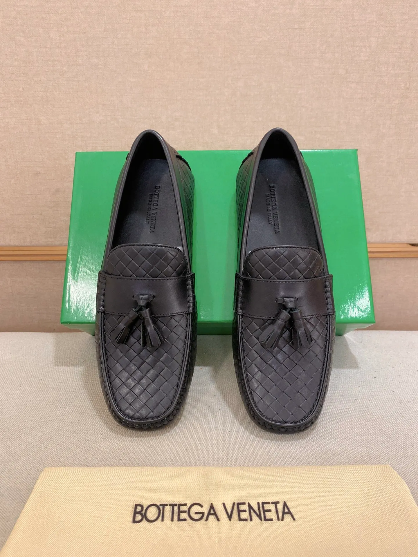 Men's Men's Shoes💰 420💰 (Niu Li + Niu Pad) [BV] The latest hot style‼ ️Casual men's shoes, uppers imported first-layer cowhide ➕Full imported cowhide lining✔️Exquisite workmanship, excellent foot feel, special rubber soles✔️, cool and fashionable, the latest fashion, fashionable outsole, hurry up. Code number: 38-44 (can be customized to 37.45, non-refundable)